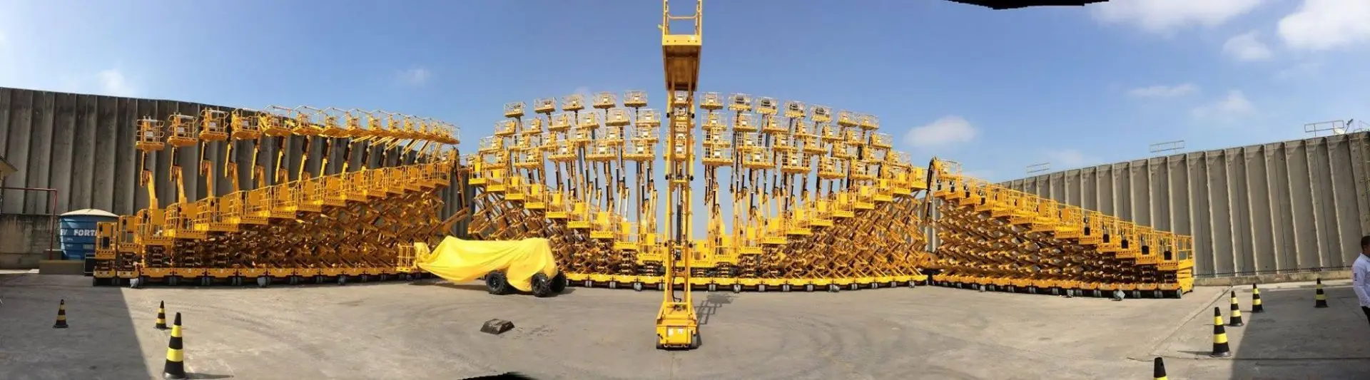Haulotte scissor and articulating boom lifts prepared by Acarlar Makine