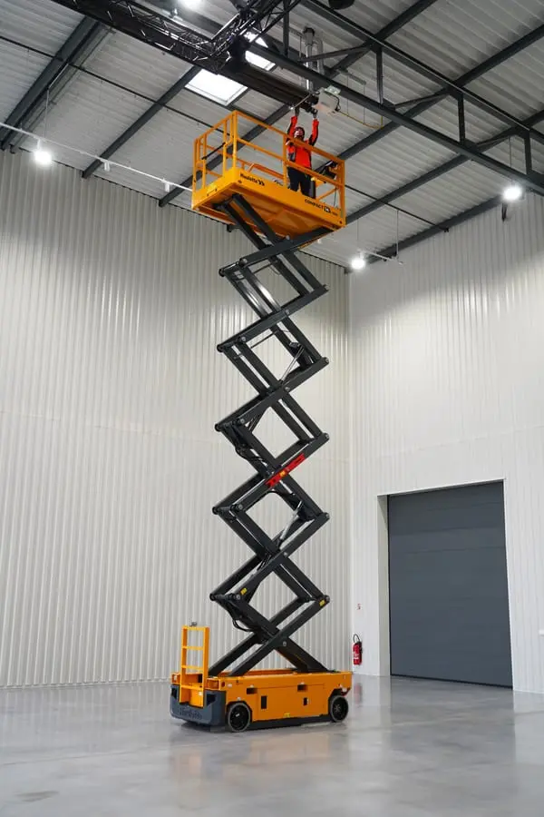 Haulotte Compact 14AE makaslı platform