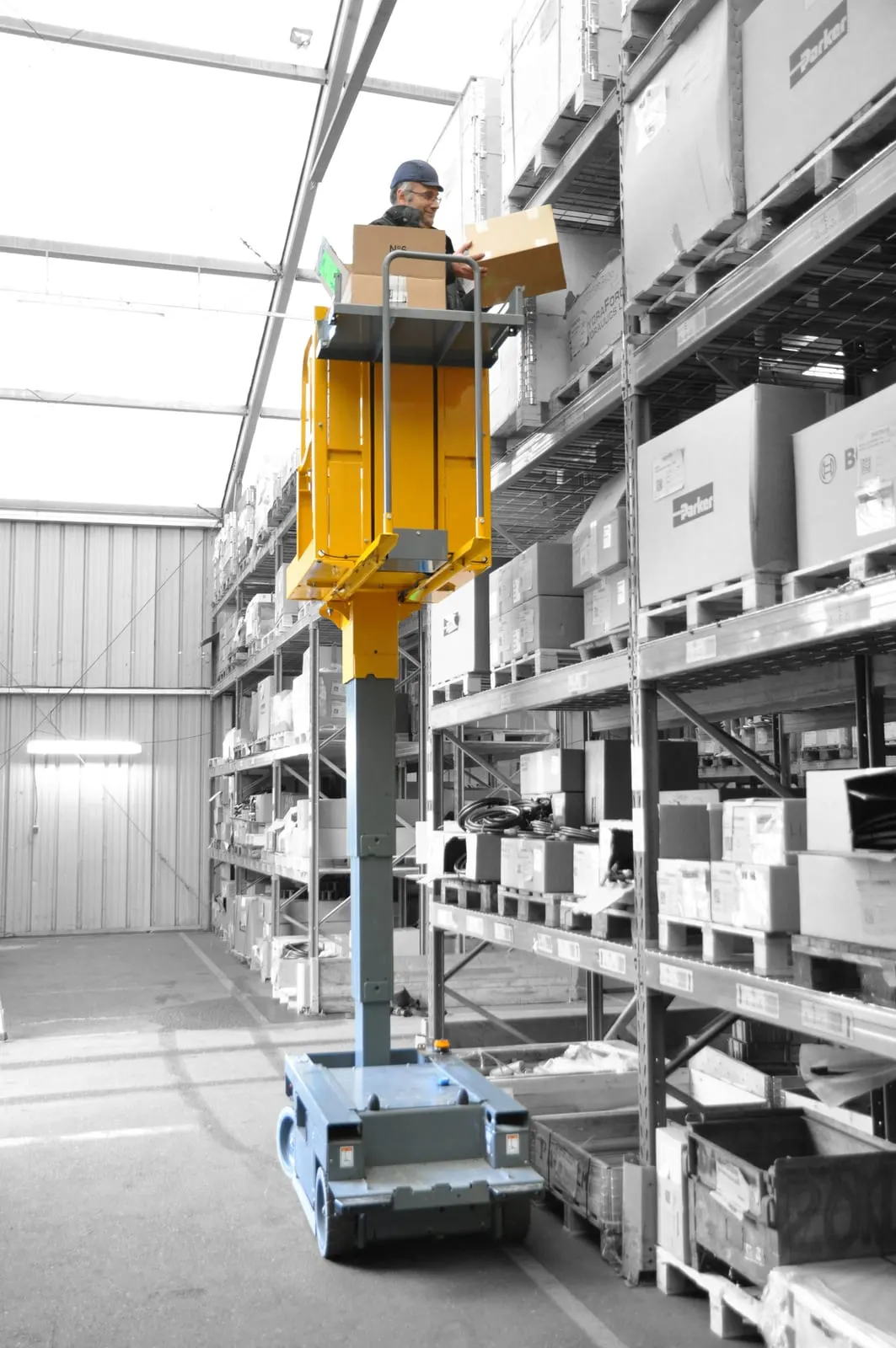 Haulotte Star 6 PICKING vertical mast lifts 1