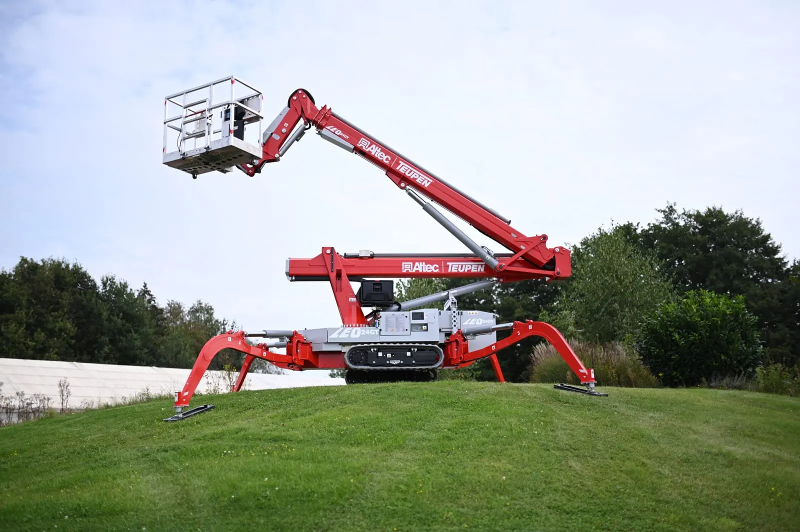 Teupen LEO 24GT örümcek platformlar 2