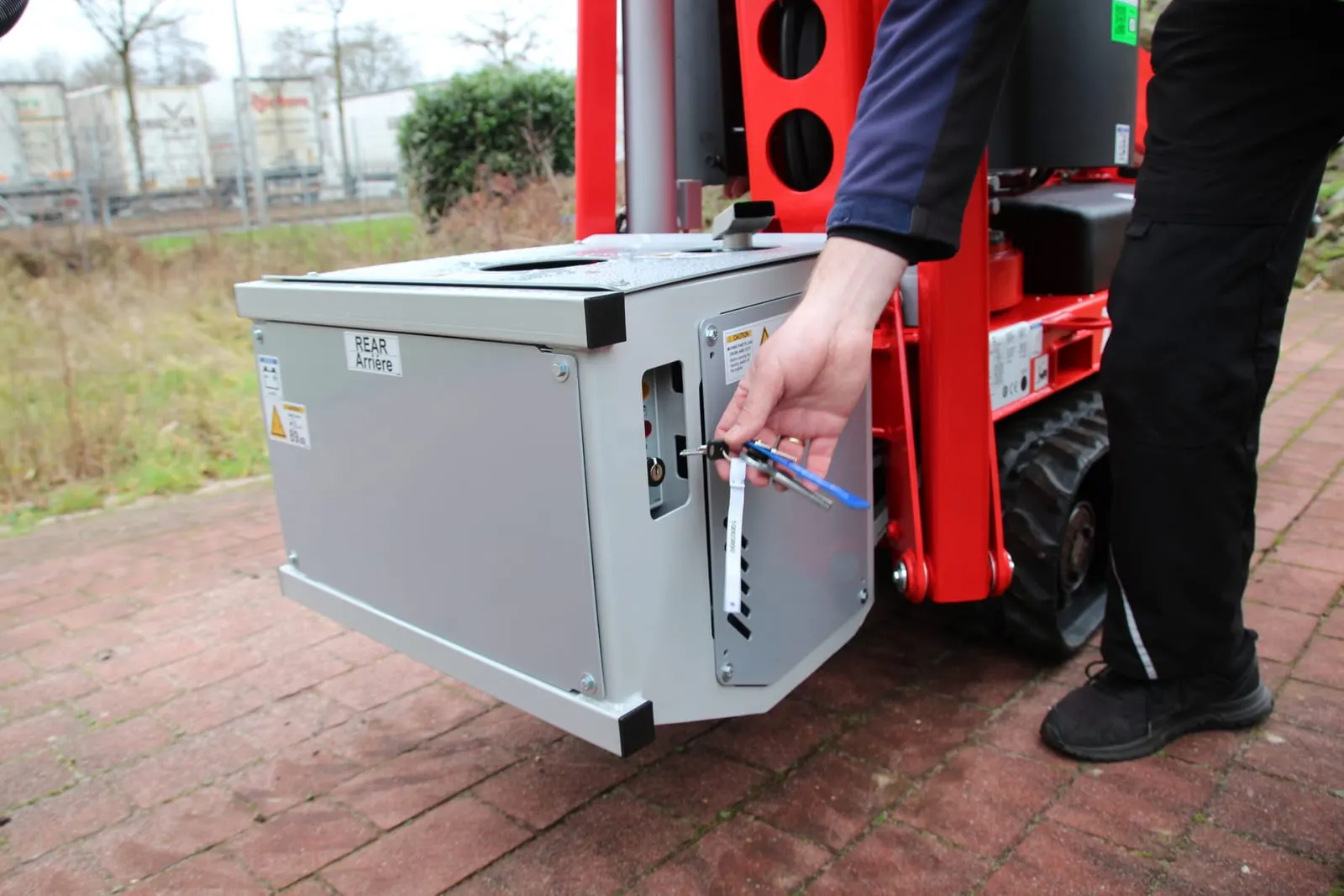 Teupen LEO 13GT spider platforms 5