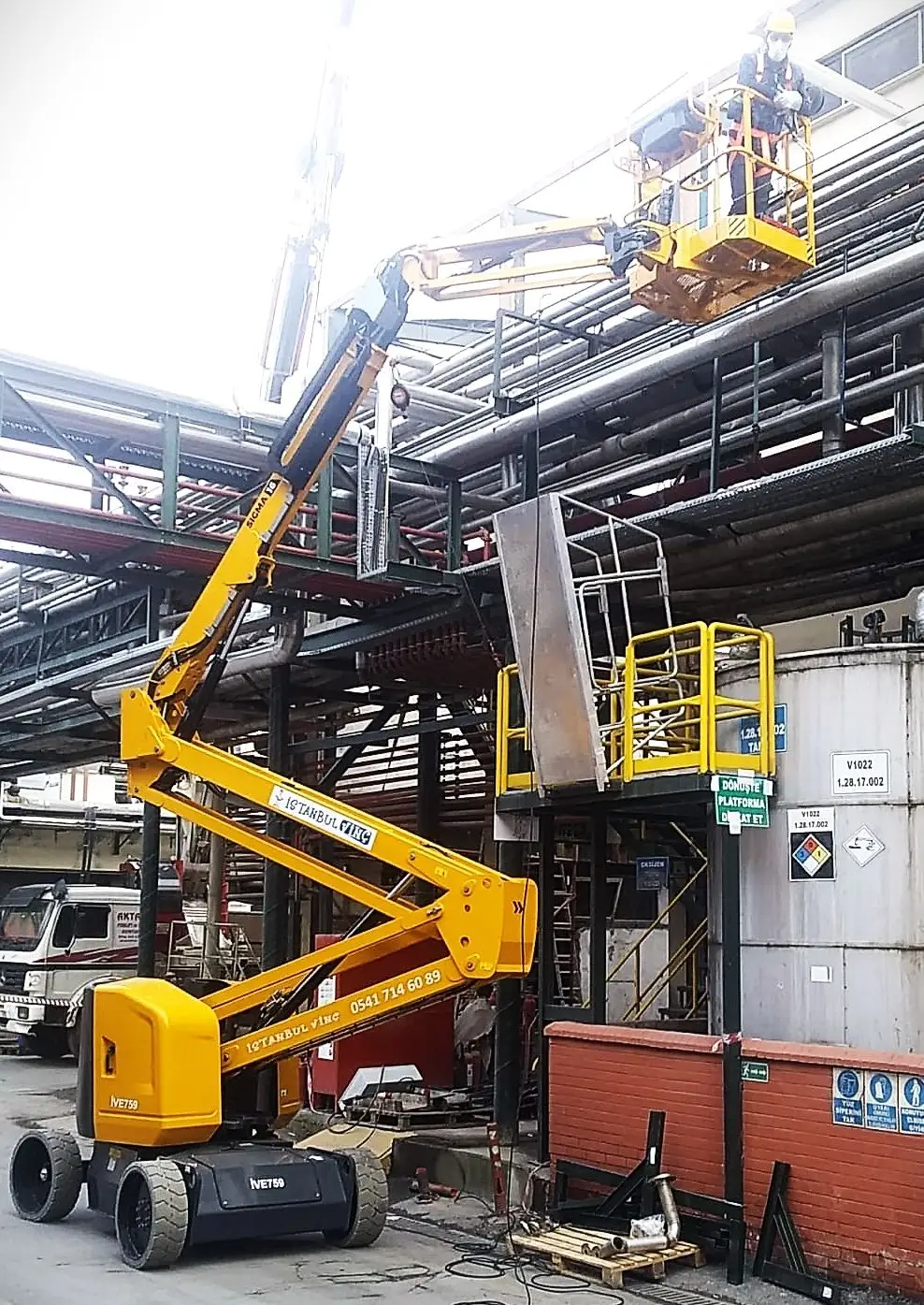 Haulotte articulating boom lift in the İstanbul Vinç fleet